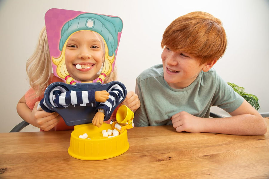 Goliath - MARSHMALLOW MADNESS - Jeu de Société d'Ambiance Hilarant pour Adultes & Enfants dès 8 ans – Jeu pour Challenge Fun avec Chamallows - Idéal Fêtes & Famille 2+ Joueurs Sans Marshmallows