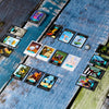 Asmodee - Timeline Jeux & Loisirs - Jeu de Société Culturel pour Enfants dès 8 Ans - Jeu de Cartes Familial - Devinez Les Dates des Evènements - 2 à 6 Joueurs